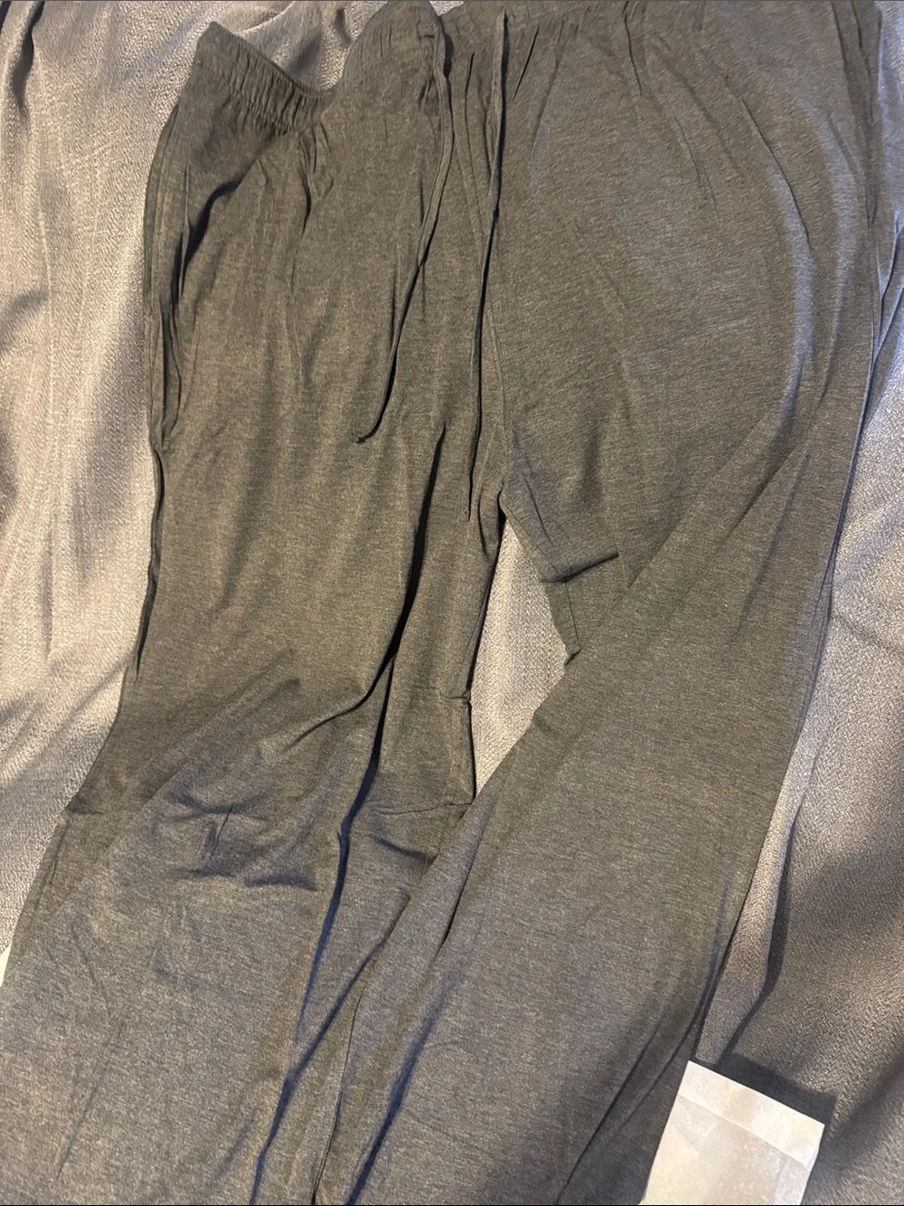 wiwi Charcoal Heather Men’s Super Soft & Comfy Undershirt